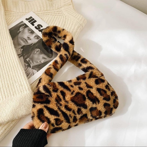 NWT Cheetah Print Fuzzy Mini Shoulder Purse 90s - Picture 4 of 8